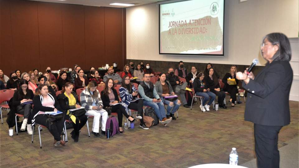 Participan docentes en Jornada de Atención a la Diversidad “Un Reto Posible”