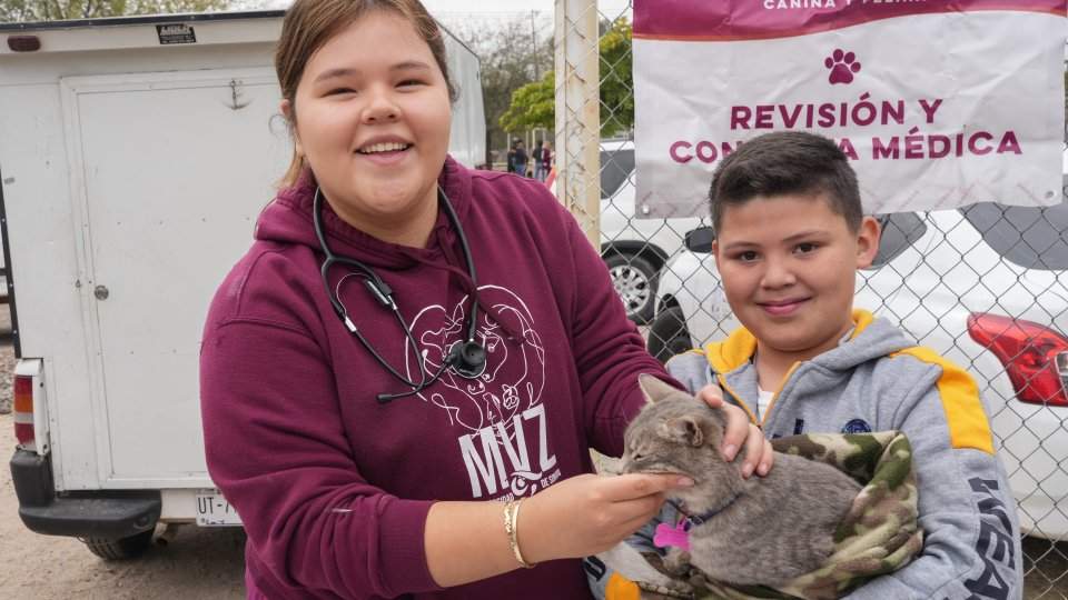 La Secretaría de Salud aplica más de seis mil dosis de la vacuna antirrábica en Sonora