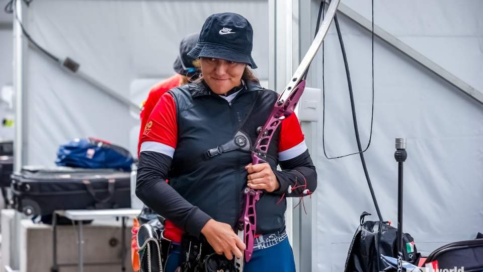 Alejandra Valencia va a semifinales en individual e irá por bronce en mixto