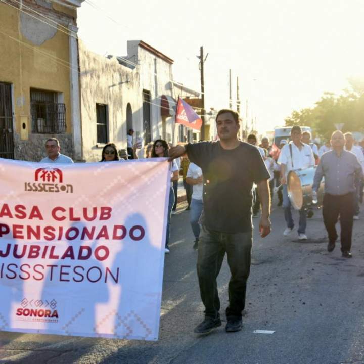 Inicia Isssteson festejos por el 34 aniversario de Casa Club con callejoneada 